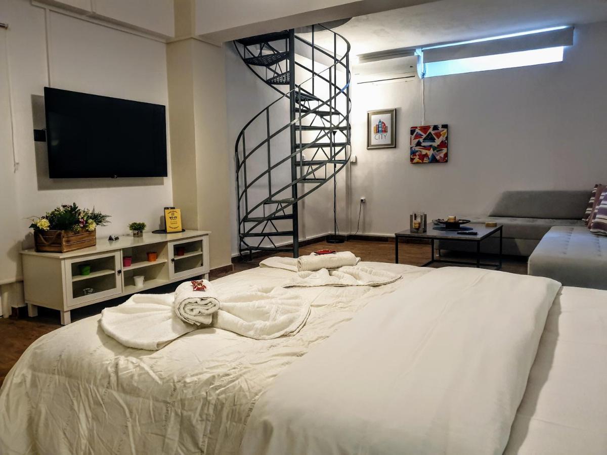 City House Loft Apartment Kalamata Exterior foto